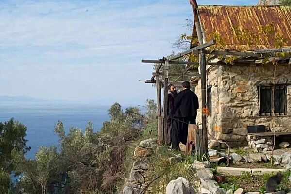 Na Karulji su retki razgovori sa drugim monasima - Sputnik Srbija