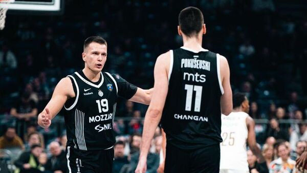 Košarkaši Partizana - Sputnik Srbija