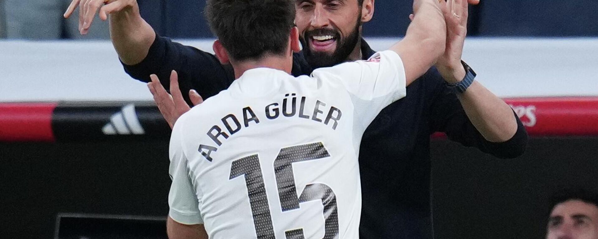 Арда Гулер - Sputnik Србија, 1920, 15.03.2026