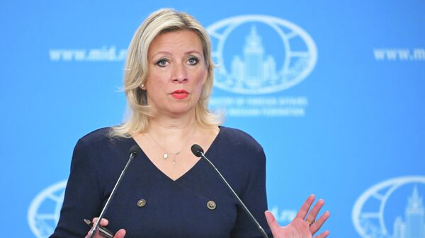 Западни политичари трчали у Бучу, хоће ли отићи на место стварног злочина -  разорену школу у Ирану