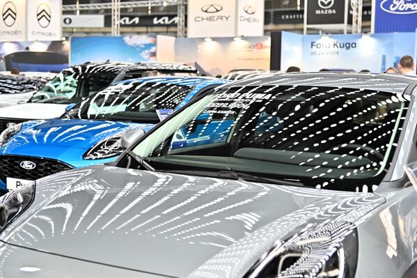 Манифестација осим изложбеног има и продајни карактер, па многи произвођачи у понуди имају и сајамске попусте - Sputnik Србија