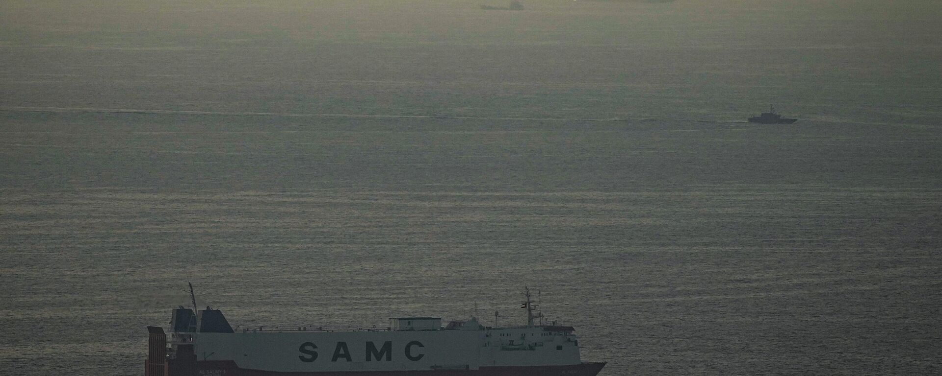 Brod plovi ka Ormuskom moreuzu  - Sputnik Srbija, 1920, 31.03.2026