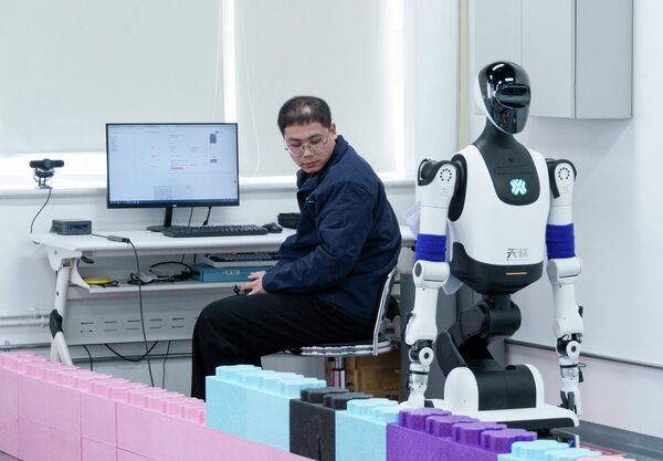 Платформа је усмерена на пилотну фазу, која представља међукорак између израде прототипа и масовне производње. - Sputnik Србија