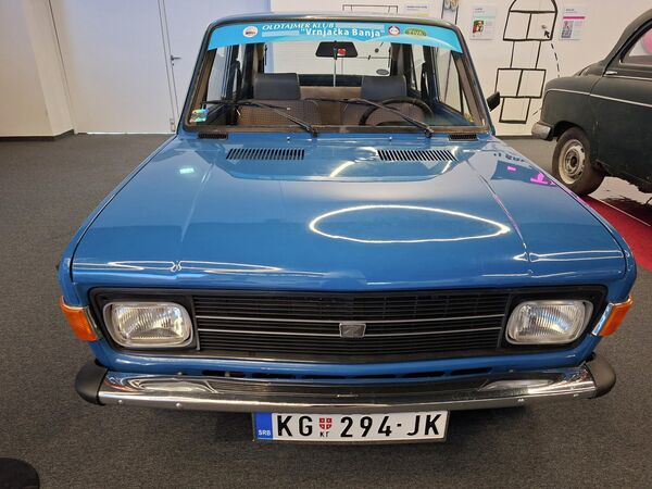 Застава 101 односно Скала 55/65, популарно звана Стојадин и Кец. Производња је почела 16. новембра 1971. у Крагујевцу, а укупно је произведено 1.045.258 примерака, укључујући варијанте Скала 55 и 65.  - Sputnik Србија