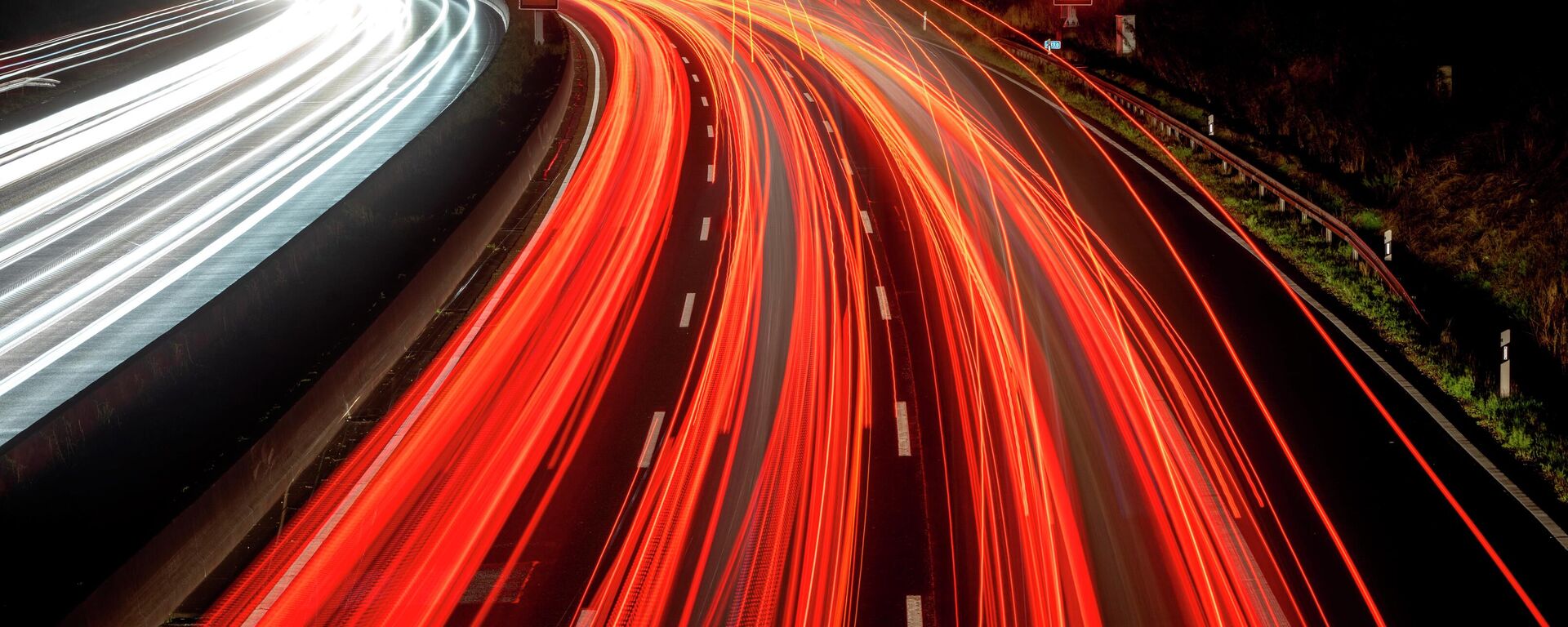 Светло на путу - Sputnik Србија, 1920, 25.03.2026