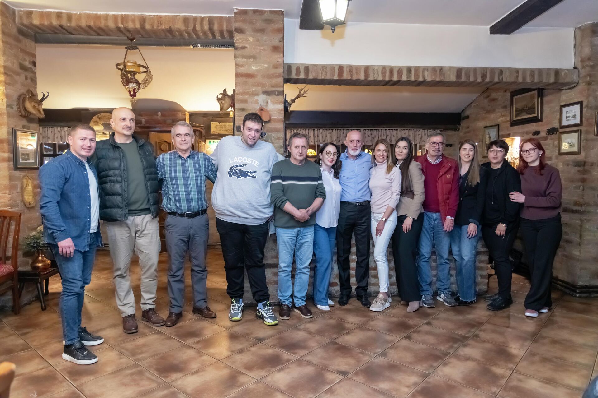 Наставници са КиМ и представници Завичајног клуба Пећанаца у Београду - Sputnik Србија, 1920, 28.03.2026