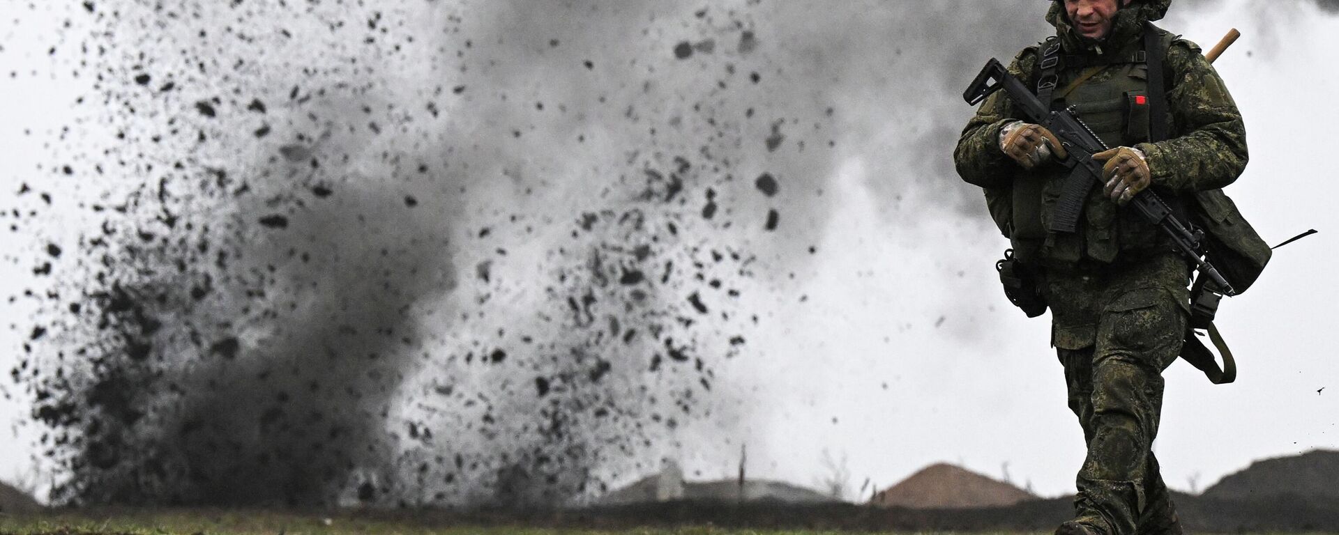 Обука припадника Оружаних снага Русије на полигону на Запорошком правцу СВО - Sputnik Србија, 1920, 14.04.2026