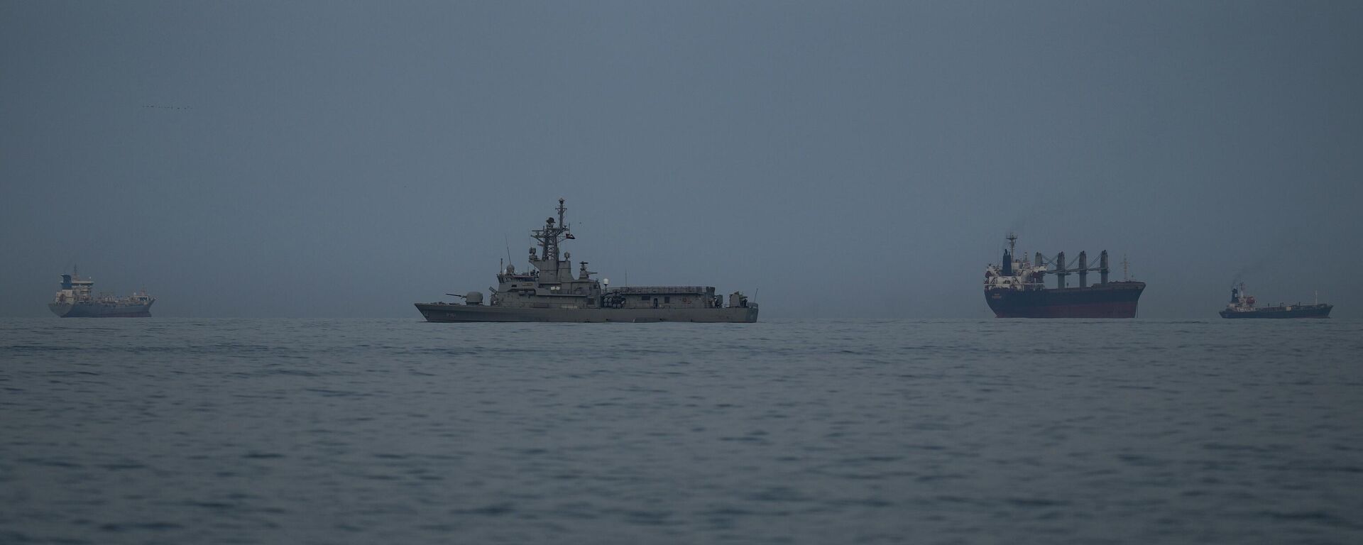 Brodovi u Ormuskom moreuzu - Sputnik Srbija, 1920, 30.03.2026