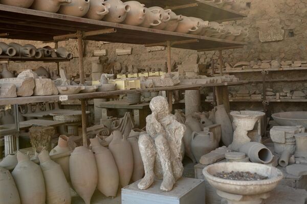 Археолошка истраживања Помпеје  су отпочела у 18. веку када је град поново откривен. - Sputnik Србија