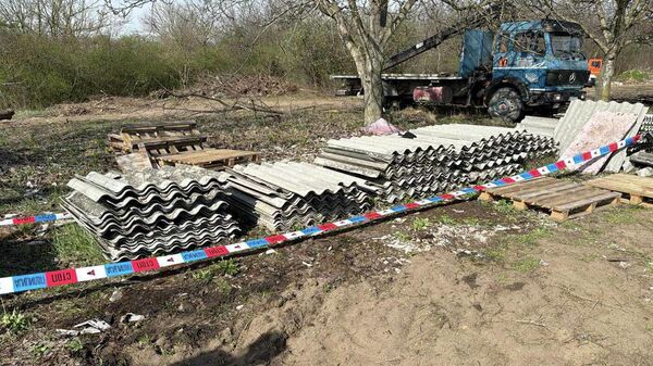 Суботица хапшење - азбестне плоче - Sputnik Србија