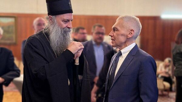 Ambasador Ruske Federacije u Beogradu Aleksandar Bocan-Harčenko sastao se danas sa patrijarhom srpskim Porfirijem.   - Sputnik Srbija