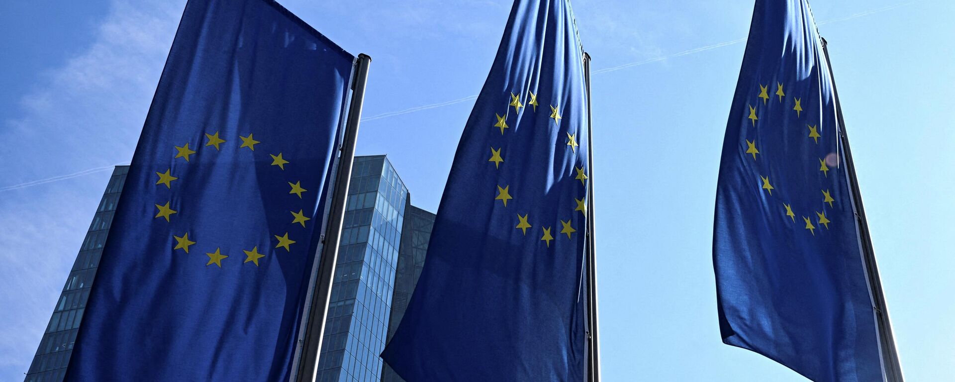 Заставе ЕУ - Sputnik Србија, 1920, 04.04.2026