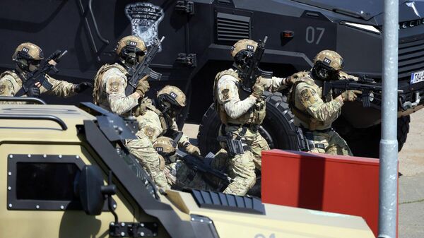 Pokazna vežba SAJ i Žandarmerije u Banjaluci  - Sputnik Srbija