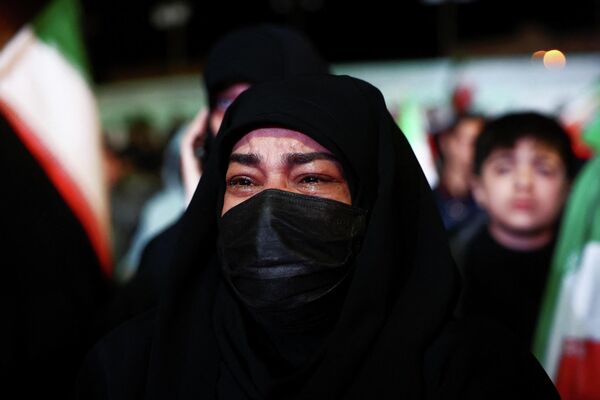 Иран је прогласио историјску победу над Сједињеним Америчким Државама и Израелом након 40 дана рата. - Sputnik Србија