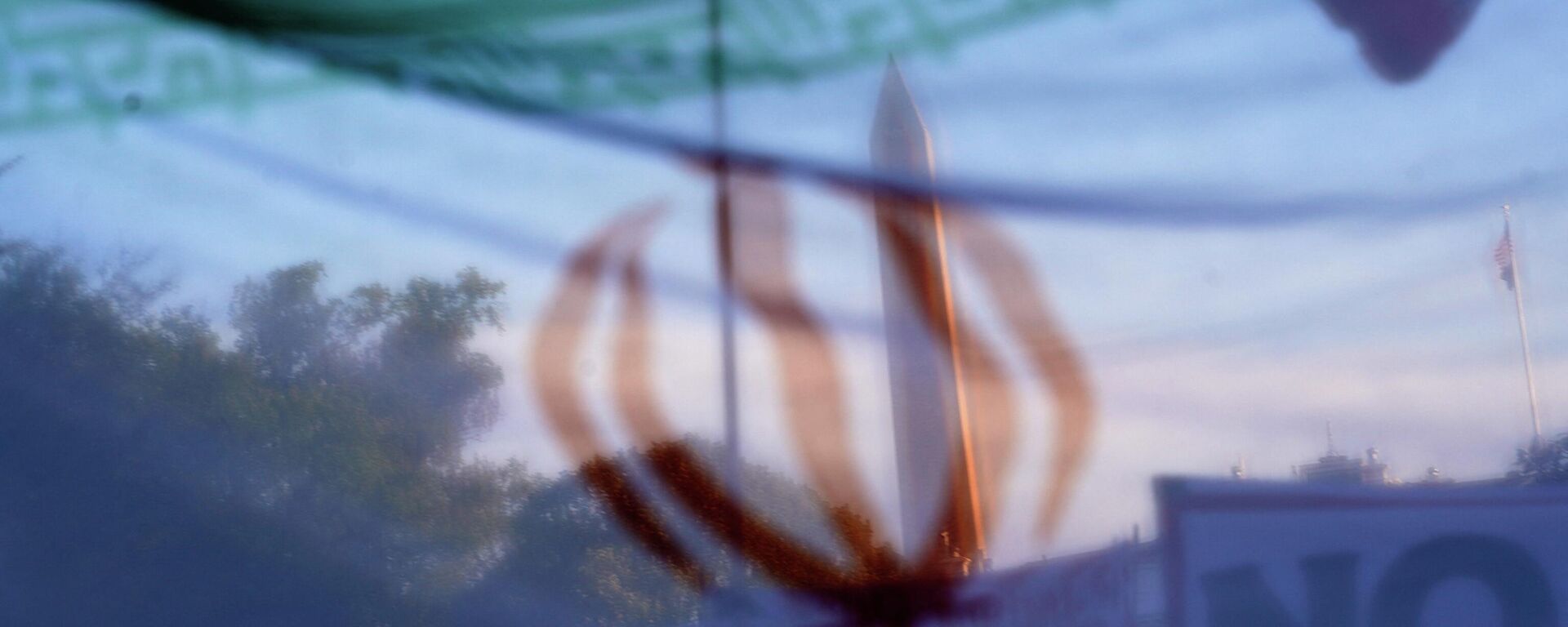 Протесты против войны с Ираном в США  - Sputnik Србија, 1920, 18.04.2026