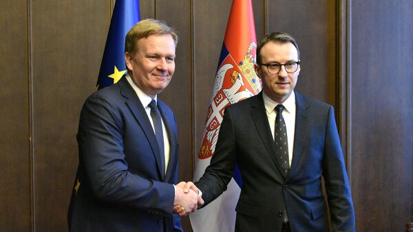 Директор Канцеларије за Косово и Метохију Петар Петковић састао се са специјалним представником ЕУ за дијалог Београда и Приштине Петером Соренсеном - Sputnik Србија