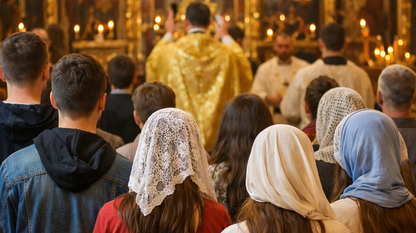 Mladi u crkvi - ilustracija - Sputnik Srbija