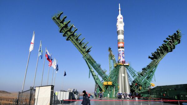 Raketa-nosač Sojuz 2.1a na lansirnoj rampi kosmodroma Bajkonur - Sputnik Srbija