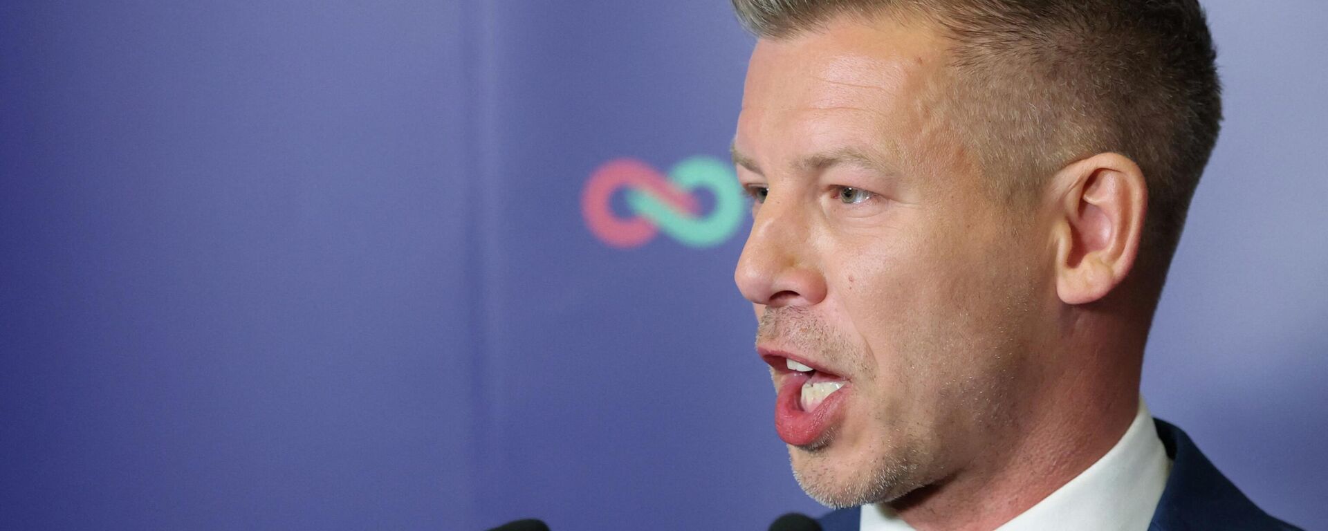 Петер Мађар - Sputnik Србија, 1920, 15.04.2026