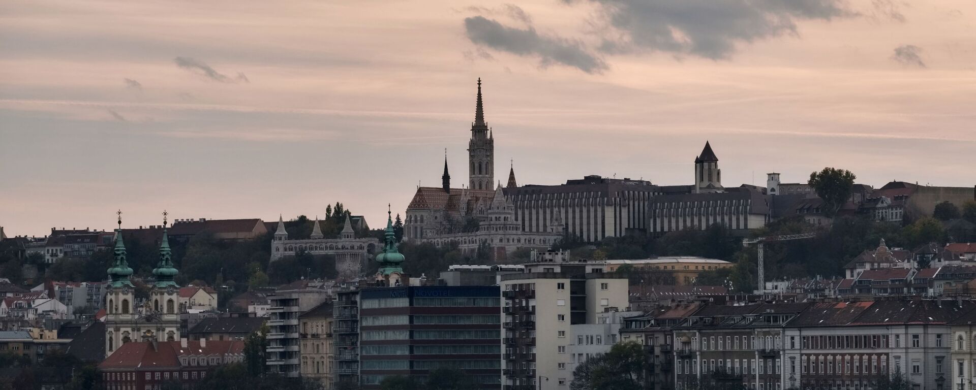 Вид на реку Дунай и собор Святого Матьяша в Будапеште - Sputnik Србија, 1920, 13.04.2026