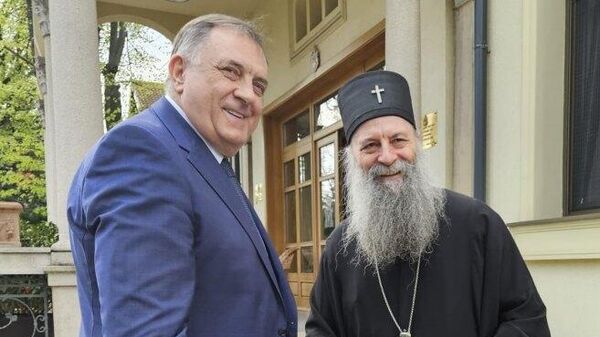Milorad Dodik i patrijarh Porfirije  - Sputnik Srbija