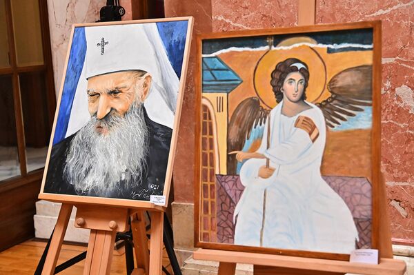 Два уметничка дела: портрет патријарха Павла и приказ Белог анђела насликао је Пенков Милован Пенкасо - Sputnik Србија