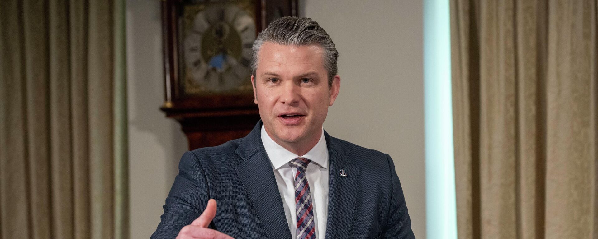 Пит Хегсет - Sputnik Србија, 1920, 15.04.2026