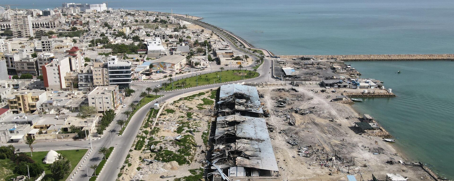 Поглед из луке на Ормуски мореуз. - Sputnik Србија, 1920, 18.04.2026