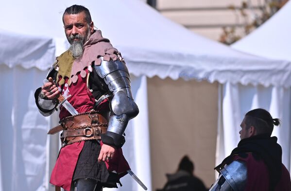 Средњевековни витез нас за тренутак враћа у нека давна времена, када је Београд био престоница деспота Стефана - Sputnik Србија