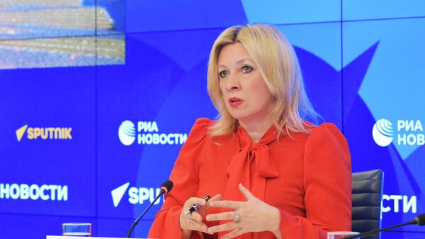 Спонзори убица руског народа треба да се пробуде и запитају - на којој су страни историје