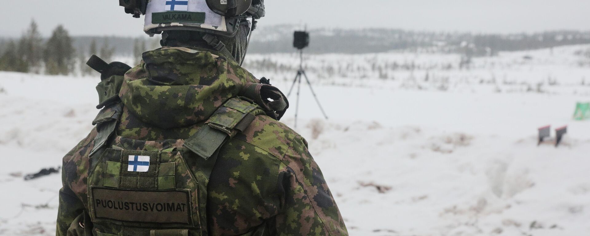 Фински нареднику правља дроном на полигону за обуку Ровајерви током арктичких вежби НАТО-а „Хладни одговор“ у Рованиемију, Финска. - Sputnik Србија, 1920, 20.04.2026