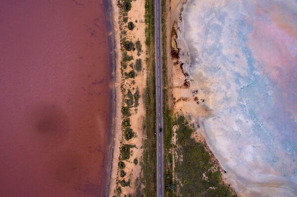 Слана језера у близини радничког насеља Малиново језеро у Алтајском крају. - Sputnik Србија