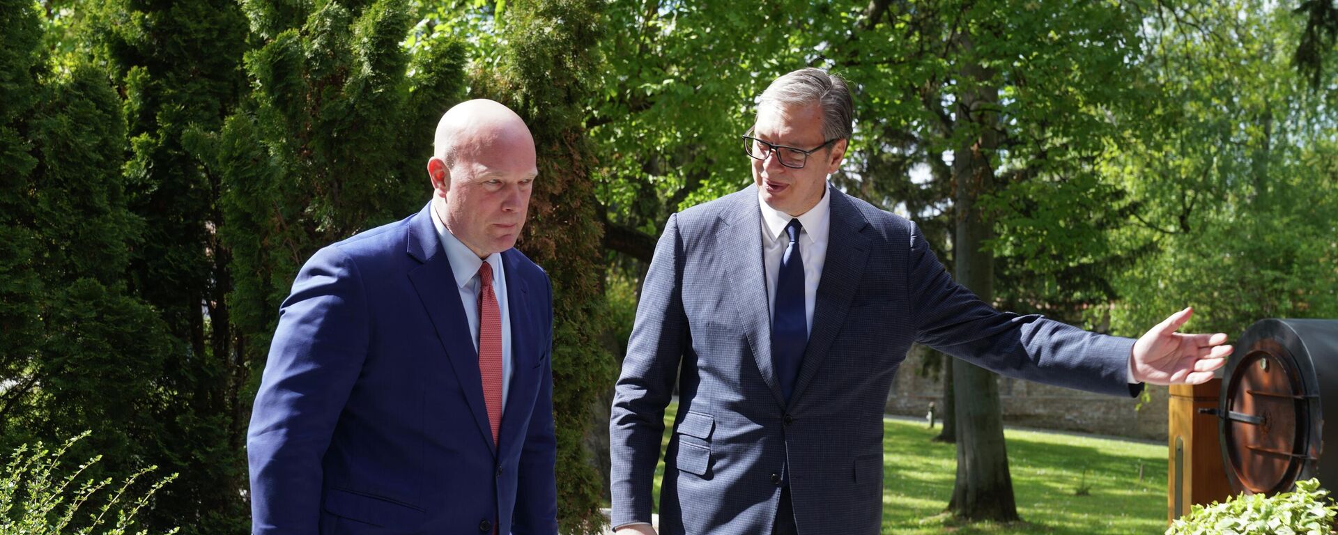 Вучић са америчким амбасадором при НАТО-у - Sputnik Србија, 1920, 22.04.2026