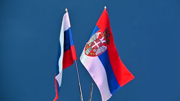 Застава Србије и Русије - Sputnik Србија