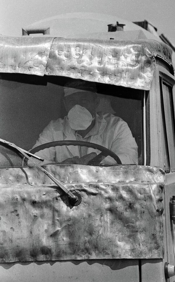 Возило са оловним штитовима коришћено је за отклањање последица несреће  - Sputnik Србија