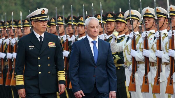 Русија и Кина продубљују војну сарадњу: Фокус на јачању стратешког партнерства