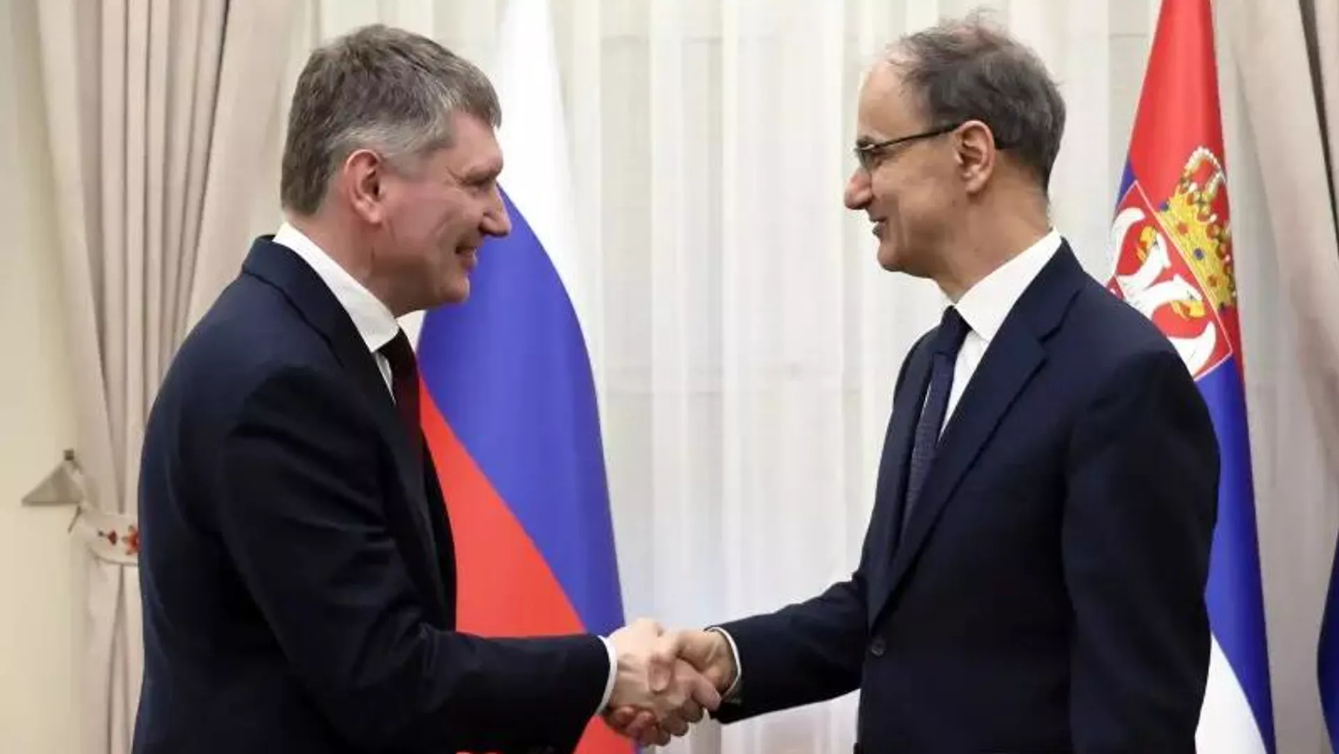 Predsednik Vlade Srbije Đuro Macut razgovarao je sa ministrom ekonomskog razvoja Ruske Federacije Maksimom Rešetnjikovom Predsednik Vlade Srbije Đuro Macut razgovarao je sa ministrom ekonomskog razvoja Ruske Federacije Maksimom Rešetnjikovom - Sputnik Srbija, 1920, 24.04.2026
