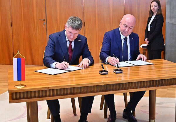 Током 21. заседања Међувладиног српско-руског комитета потписан је низ докумената о сарадњи у различитим областима између Србије и Русије - Sputnik Србија