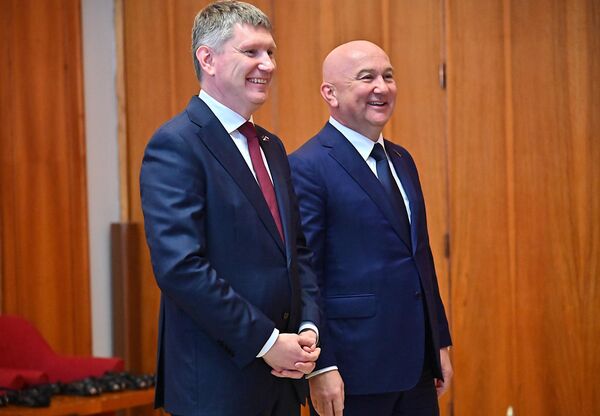  Русија један од кључих стубова одбране националних интереса Србије, поручио је министар у Влади Републике Србије Ненад Поповић на састанку Међувладиног комитета  - Sputnik Србија