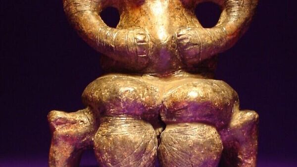 Boginja na prestolu iz Pločnika - Sputnik Srbija