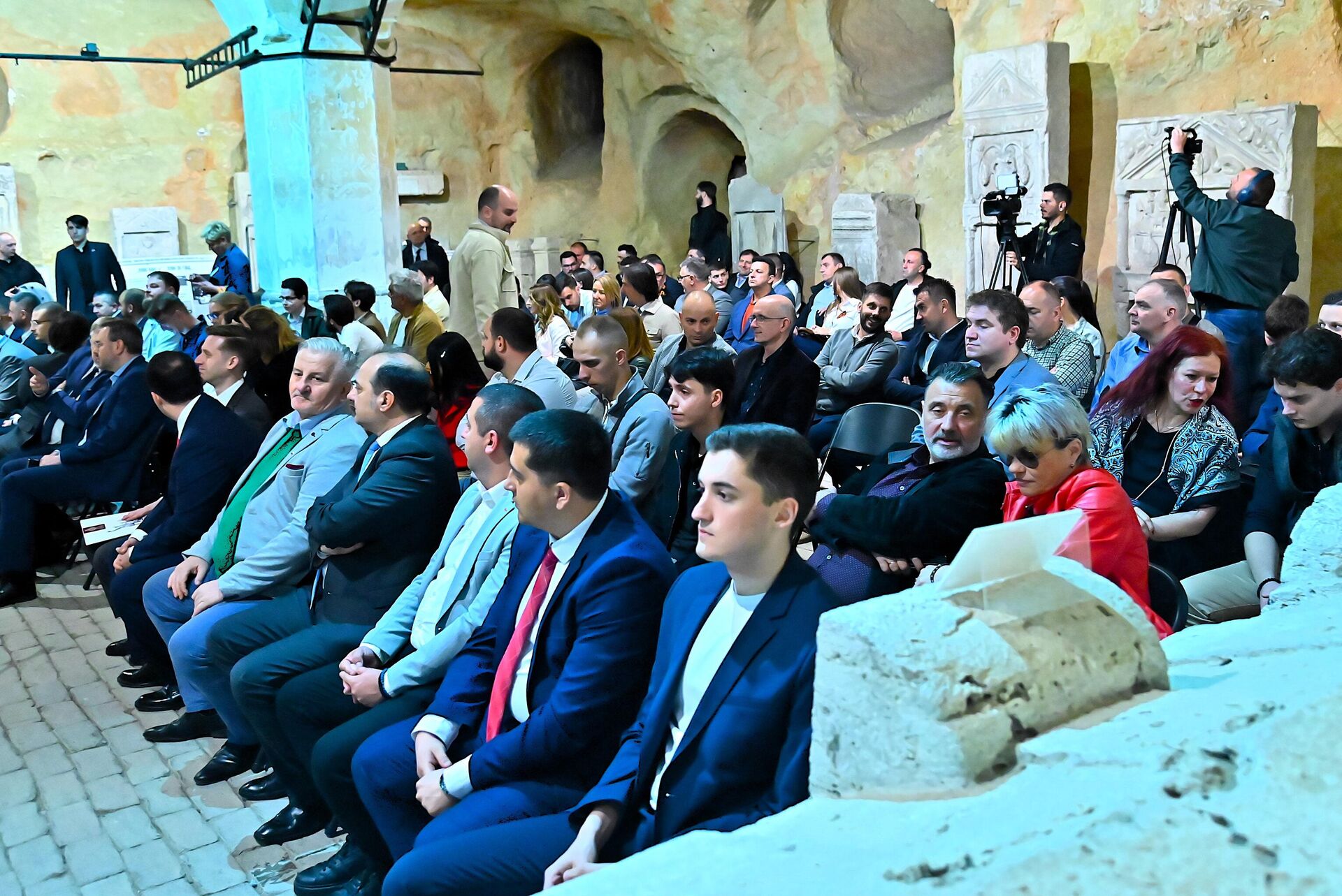 Оснивање клуба младих Руског историјског друштва у Србији  - Sputnik Србија, 1920, 25.04.2026