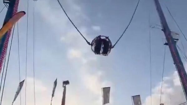 Несрећа у луна парку у Севиљи - Sputnik Србија