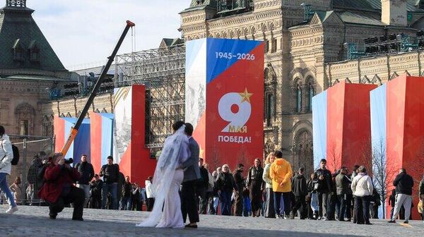 Монтаж декораций на Красной площади ко Дню Победы - Sputnik Србија