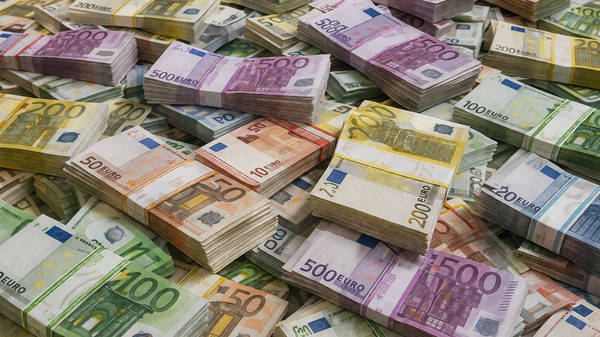 Европске компаније под притиском већих трошкова за кредите, очекују пораст инфлације