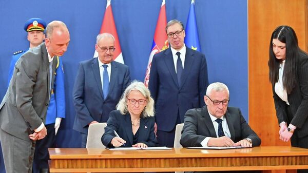 У Палати Србија потписан Споразум о швајцарско-српском програму иновација
 - Sputnik Србија