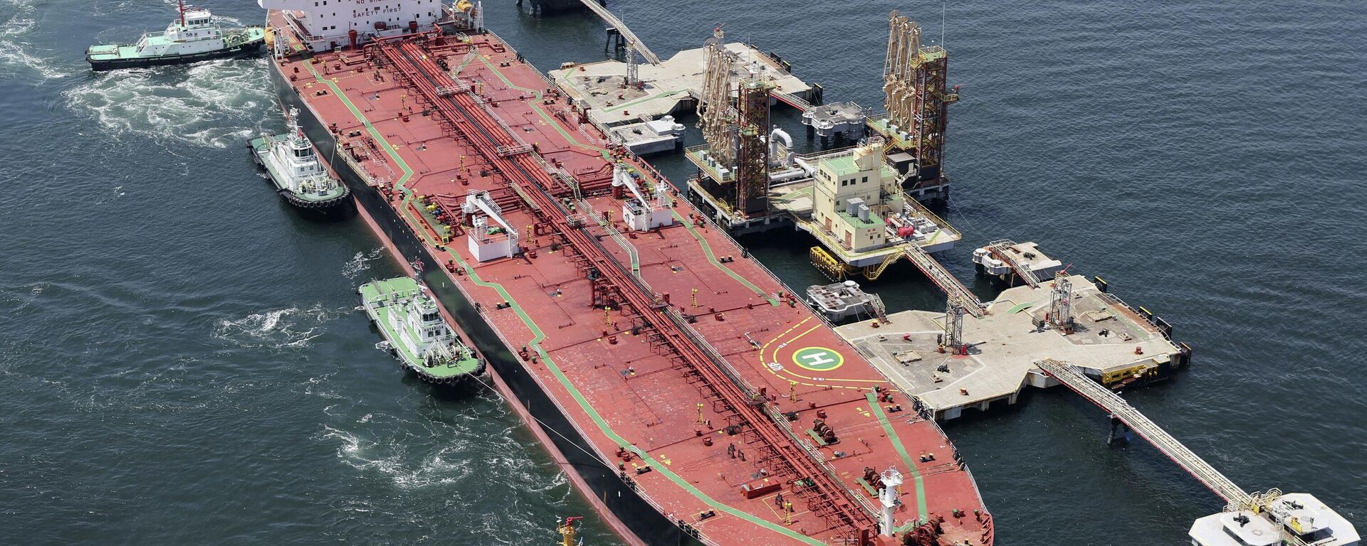 Танкер - Sputnik Србија, 1920, 28.04.2026