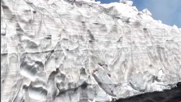 Снежни наноси на падинама Етне - Sputnik Србија