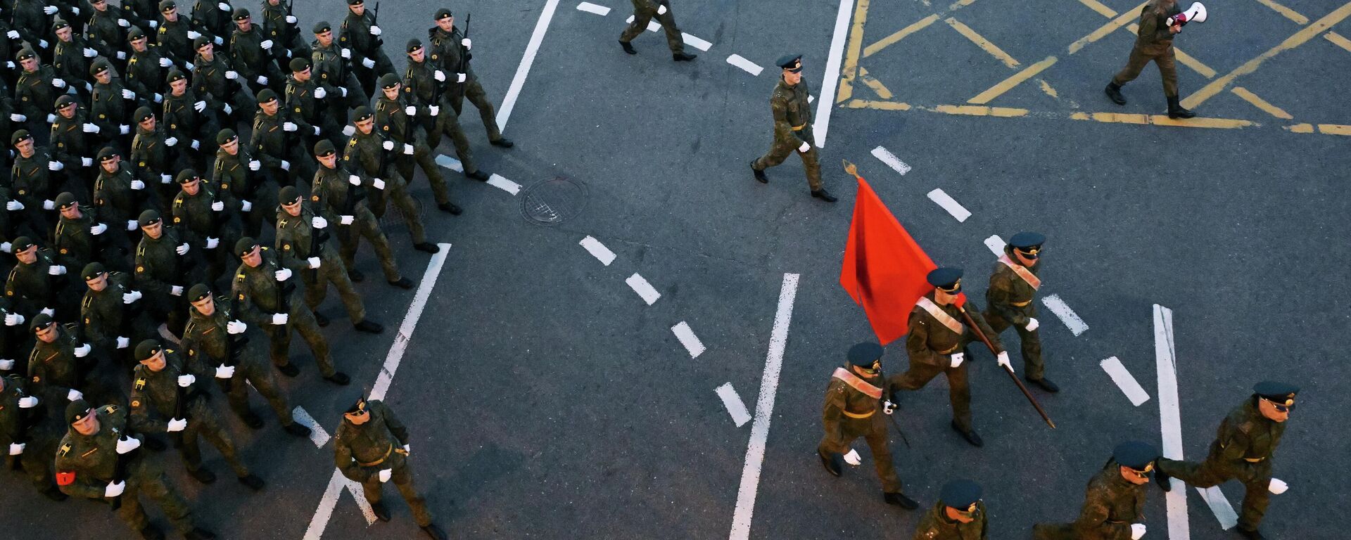 Репетиция военного парада в Москве в честь 81-летия Победы в Великой Отечественной войне - Sputnik Србија, 1920, 05.05.2026