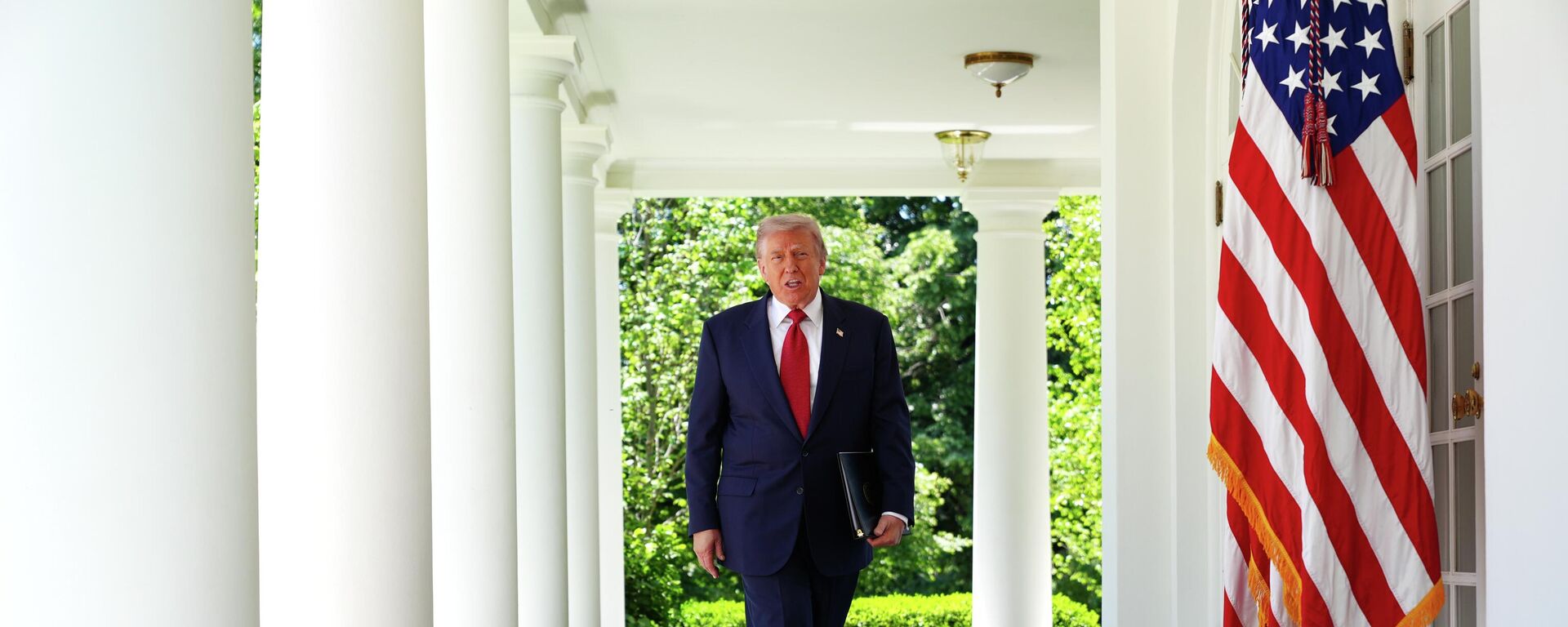 Доналд Трамп - Sputnik Србија, 1920, 08.05.2026