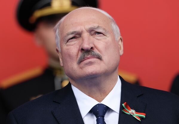 9. мај 2026. Белоруски председник Александар Лукашенко на војној паради на Црвеном тргу у Москви у част 81. годишњице Победе у Великом отаџбинском рату. - Sputnik Србија